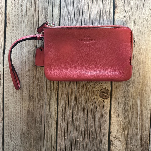 Coach Pink Pebbled Leather Double Wallet Wristlet - Picture 5 of 5